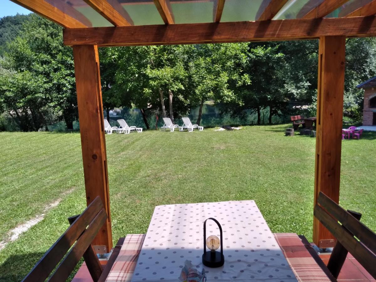 Vacation Home Zara Lohovo Kültér fotó