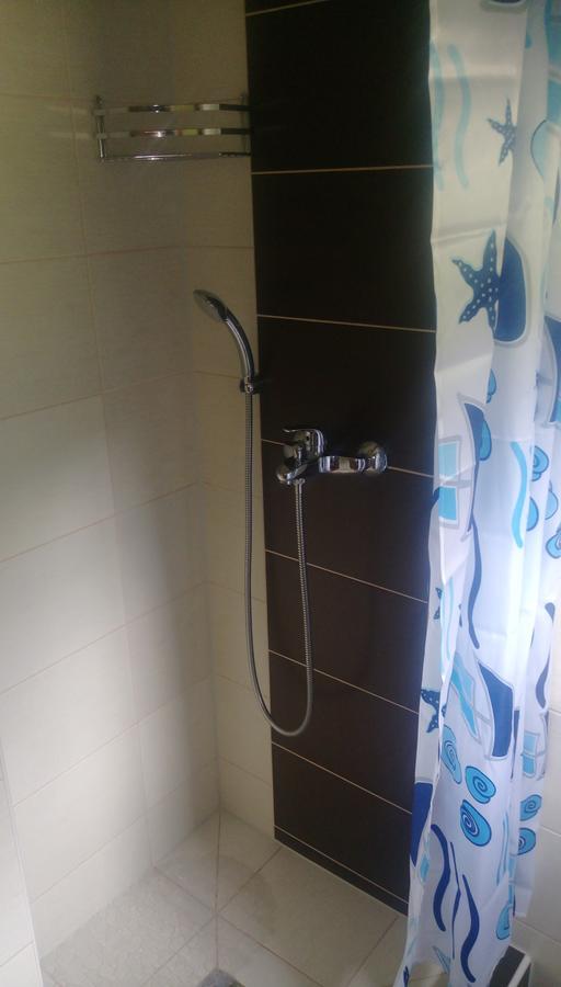Vacation Home Zara Lohovo Kültér fotó